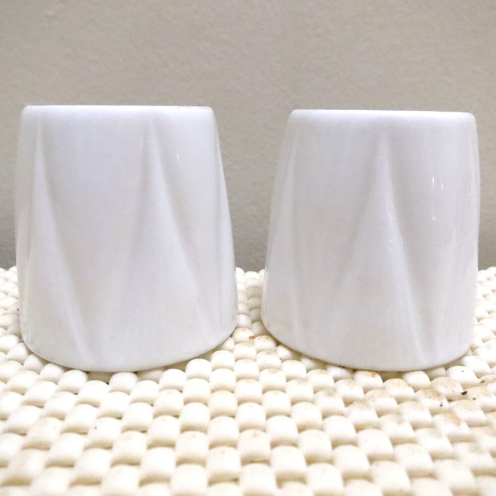 Shelley Dainty White Egg Cup X2 Bone China England - Picture 2 of 4
